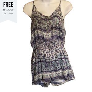 FREE Rue21 Romper with Lace Crochet Flower Size M